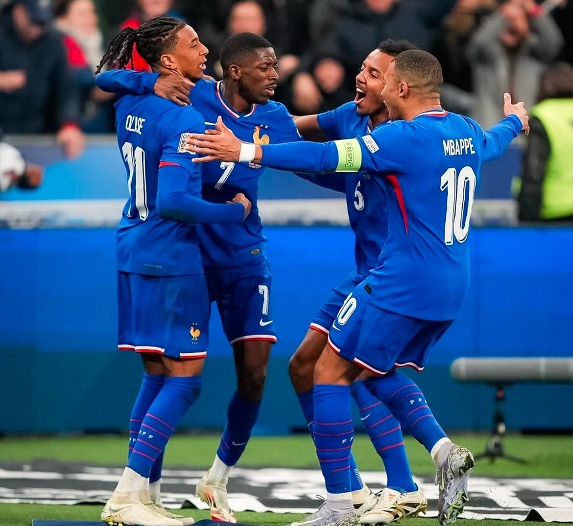 法国网球队鏖战美国网球队，克耶高斯关键制胜