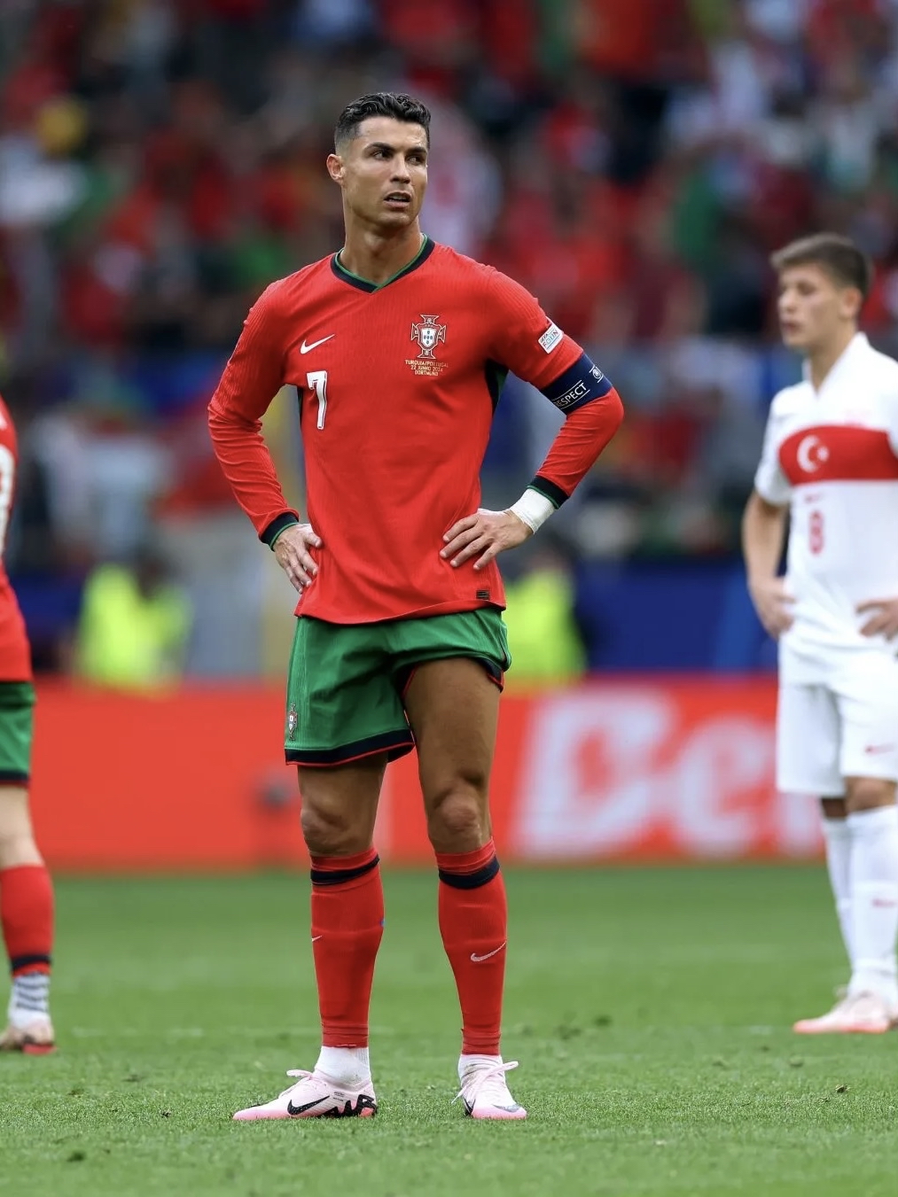 开云体育平台APP-包含土耳其碾压葡萄牙，孙兴慜绝境逆转的词条