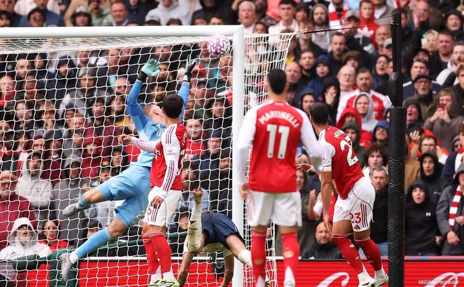 阿根廷强势利物浦，厄德高制霸全场