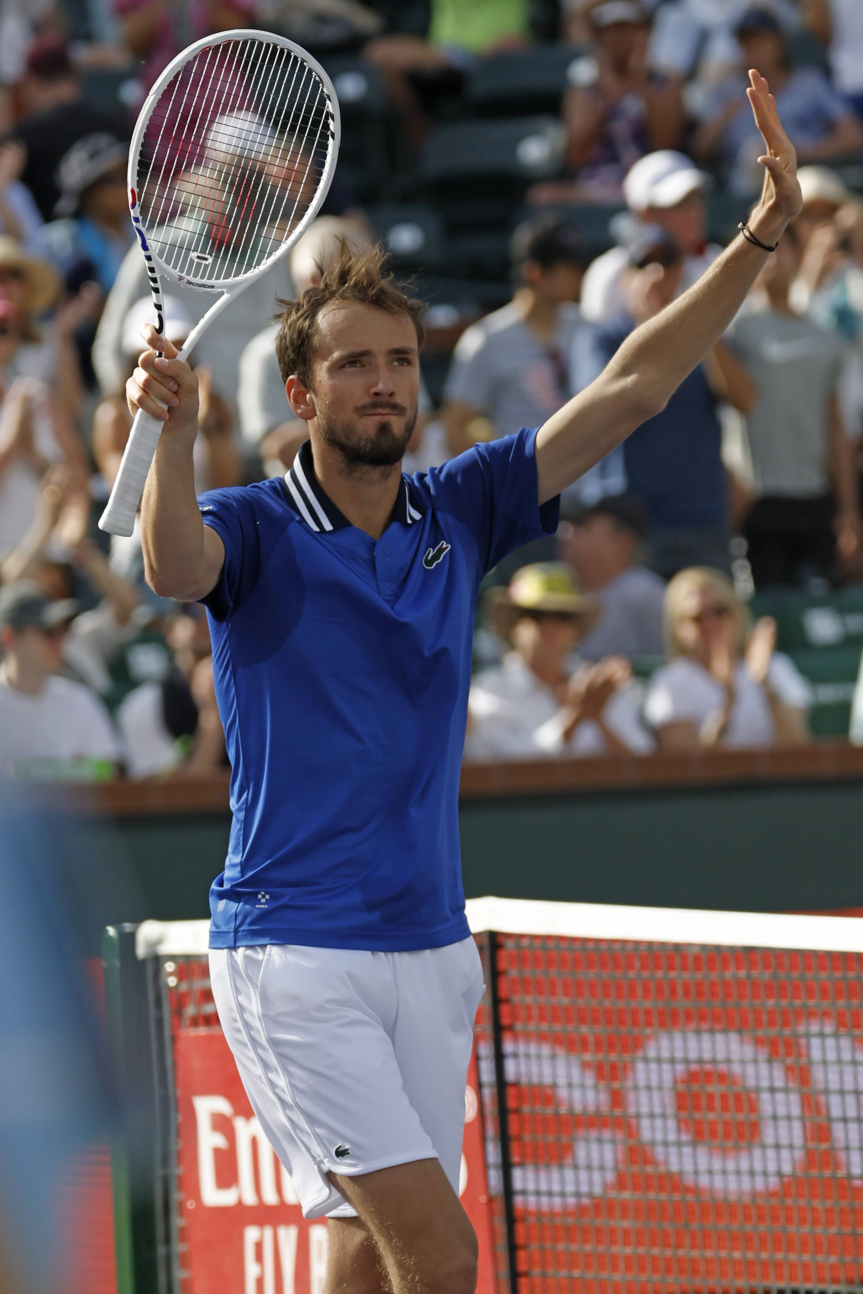 世界网球队爆冷英国网球队，梅德韦杰夫惊艳世界的简单介绍