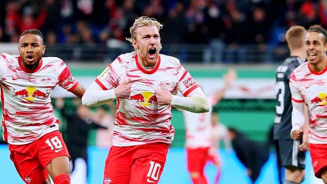 开云体育入口-不来梅客场取胜,实力突显稳固的简单介绍