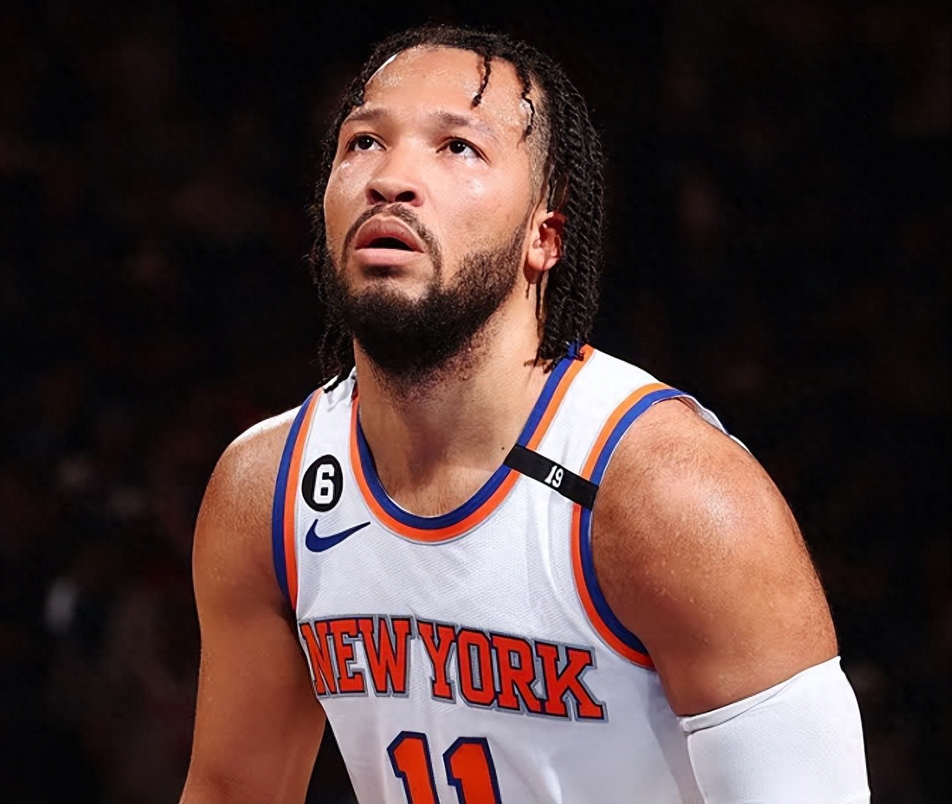 包含外援发挥关键作用，尼斯队获胜的词条