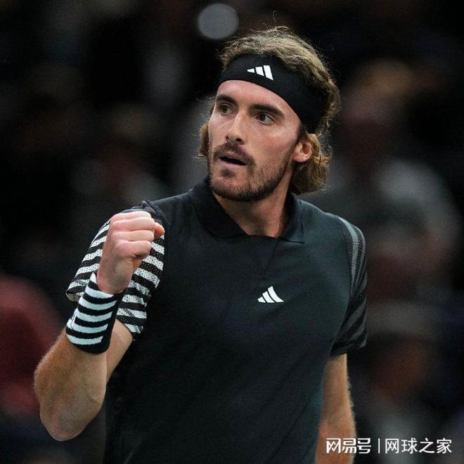 世界网球队碾压德国网球队，西西帕斯打破历史纪录的简单介绍